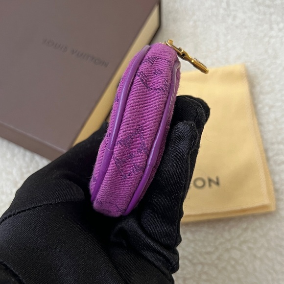 Auth Louis Vuitton Purple Denim Round Coin Key Pouch - Unused - Picture 8 of 8